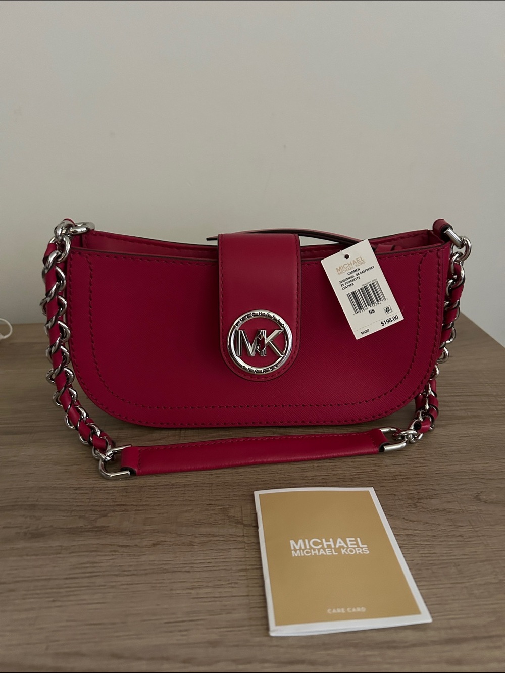 Michael Kors Fuchsia Chain-Trim Shoulder Bag leather. Brand new never used